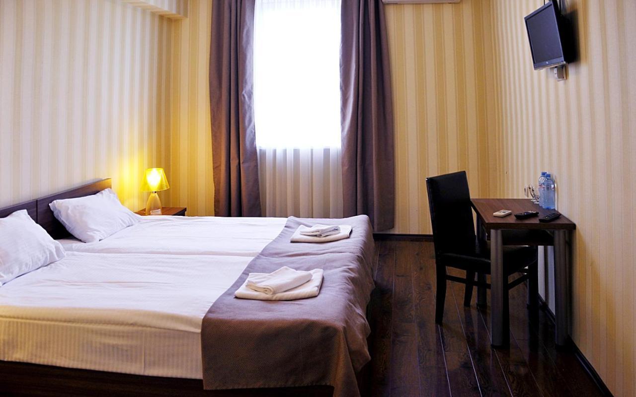 Athletics Hotel Tbilisi Esterno foto