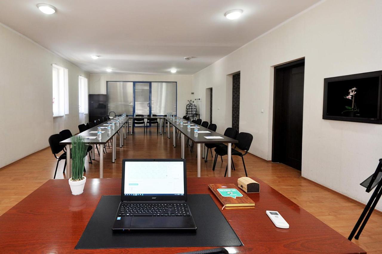 Athletics Hotel Tbilisi Esterno foto