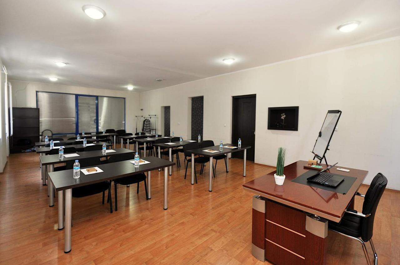 Athletics Hotel Tbilisi Esterno foto